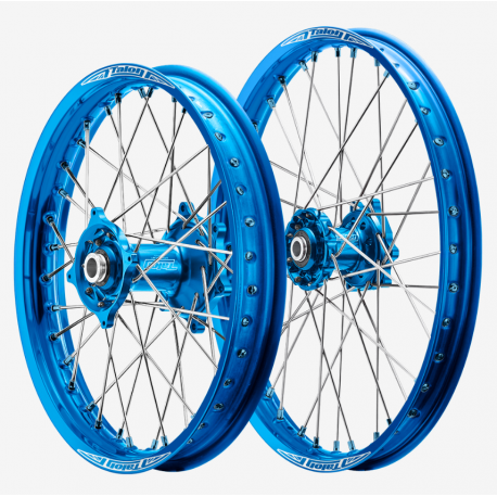 ROUE ARRIERE TALON/TALON MOYEU BLEU CERCLE BLEU TETE RAYON BLEU 19X2.15 YAMAHA Y
