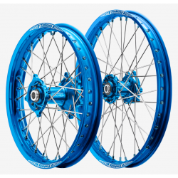 PAIRE DE ROUES TALON/TALON MOYEU BLEU CERCLE BLEU TETE RAYON BLEU 19X2.15 YAMAHA